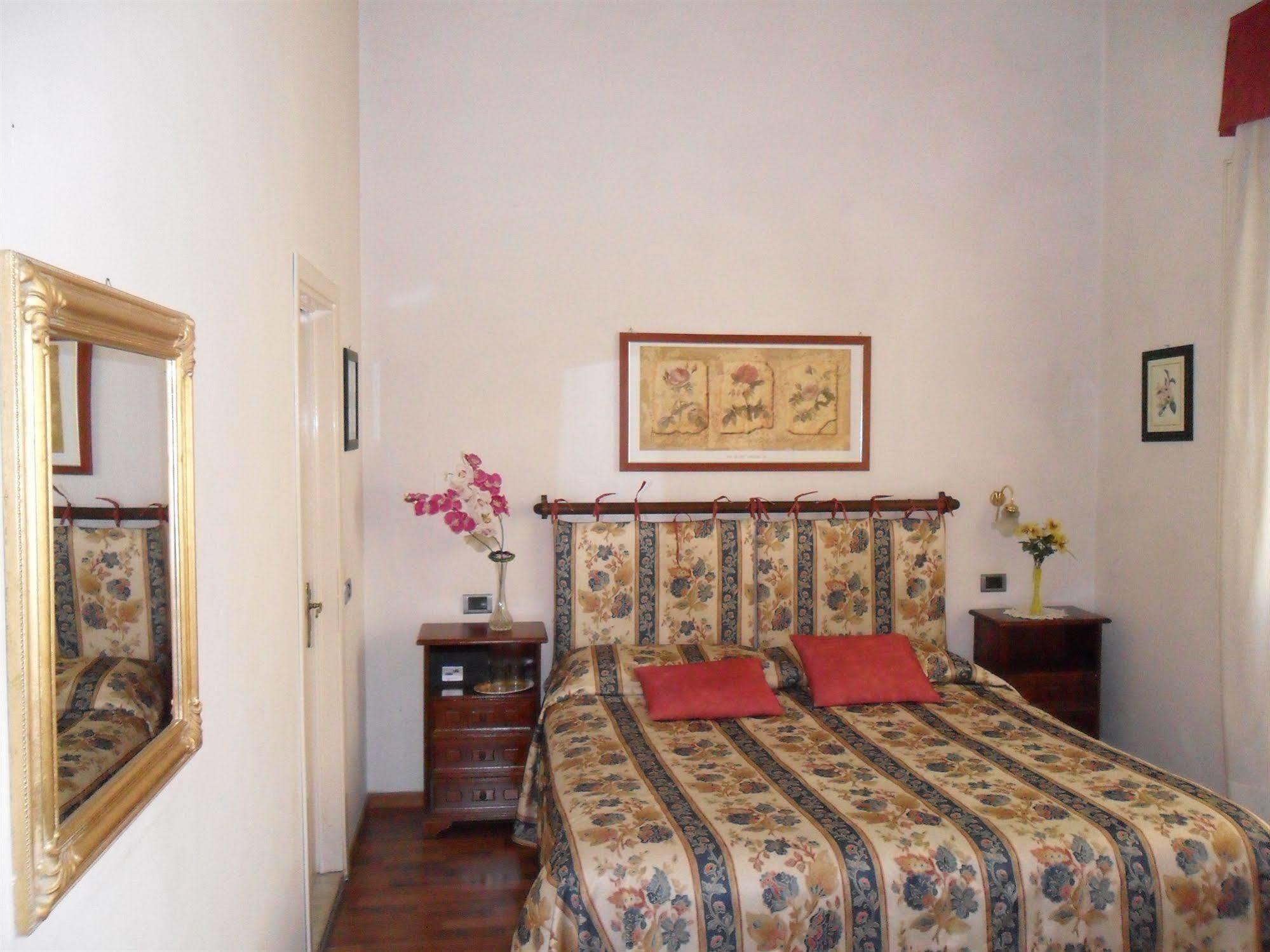 Piccolo Nel Centro Storico Di Hotel Florence